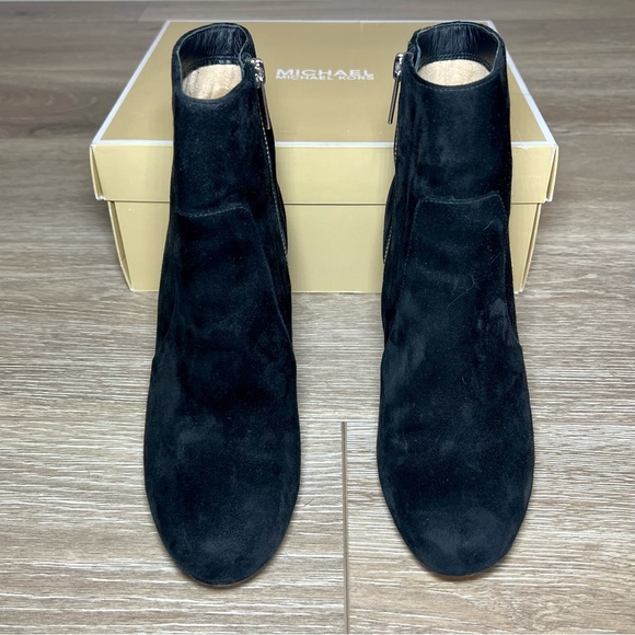 Michael Kors Sabrina Bootie Black Suede Women's Size 8M - Picture 3 of 10